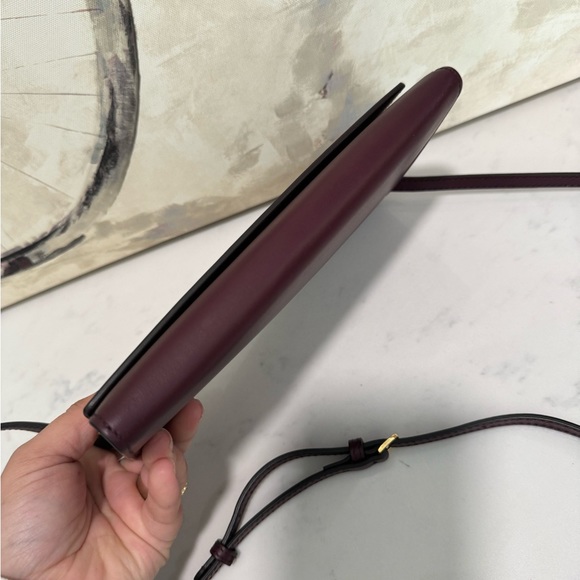 FINAL SALE💐BURBERRY logo leather crossbody bag ❤️ - Picture 11 of 16